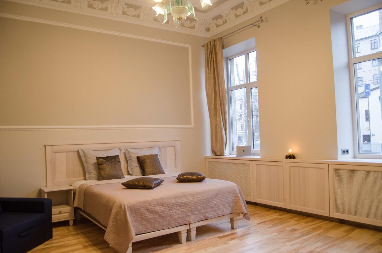 City Inn Riga Apartment, Barons Promenade With Parking Екстериор снимка