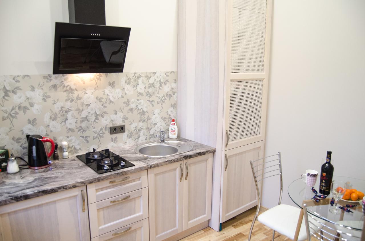 City Inn Riga Apartment, Barons Promenade With Parking Екстериор снимка
